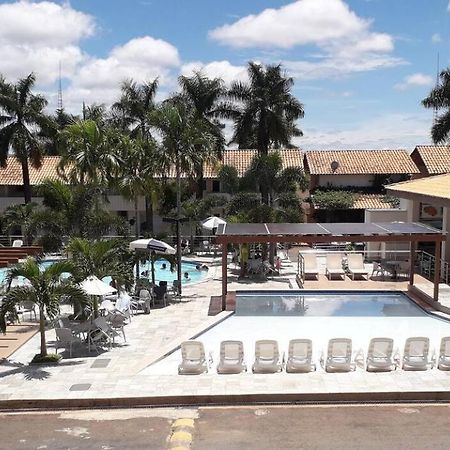 Apartamento Diroma Resort Caldas Novas Buitenkant foto