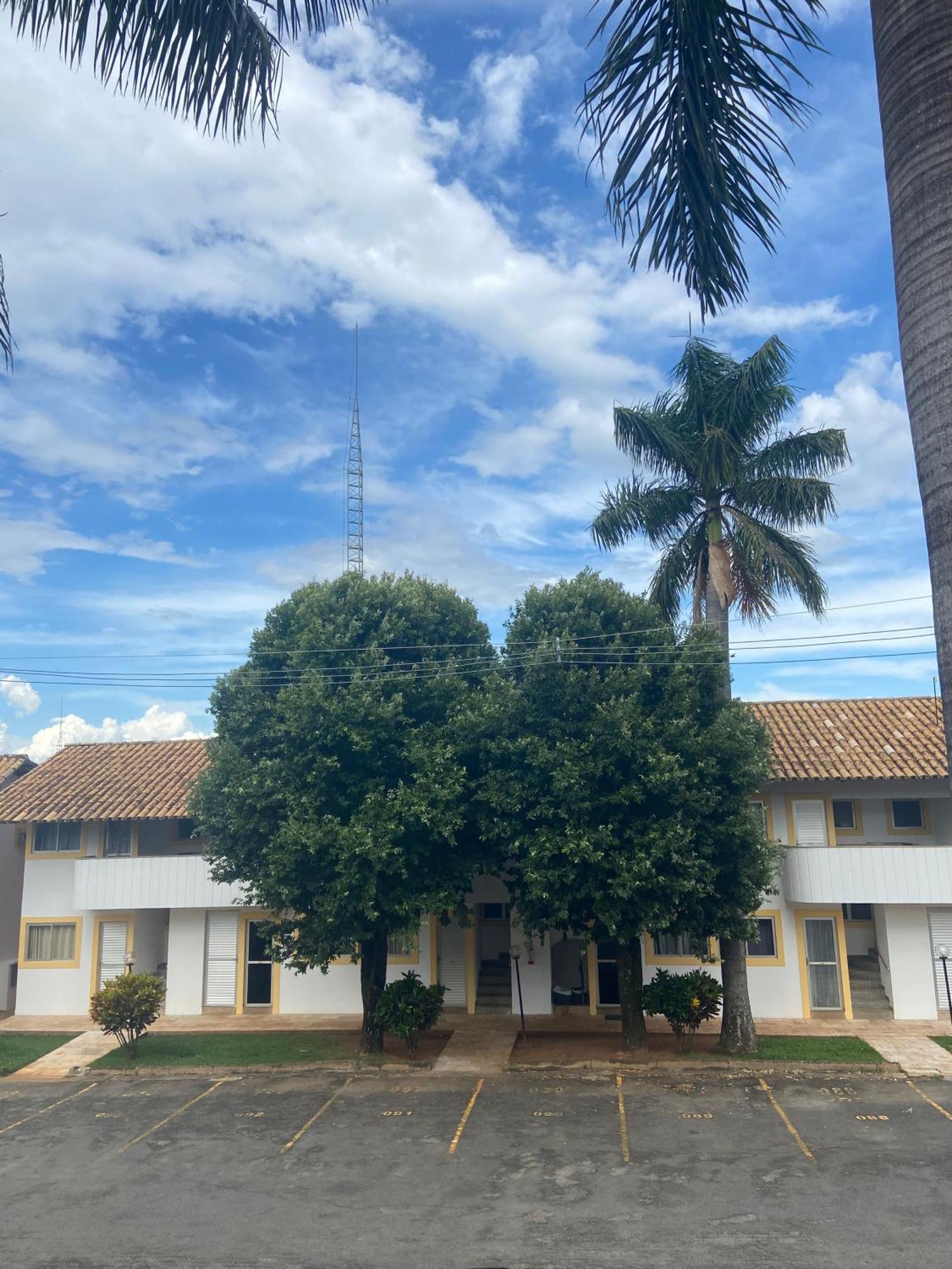 Apartamento Diroma Resort Caldas Novas Buitenkant foto
